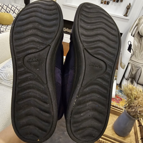 Clarks Cloud steppers booties - Picture 6 of 7